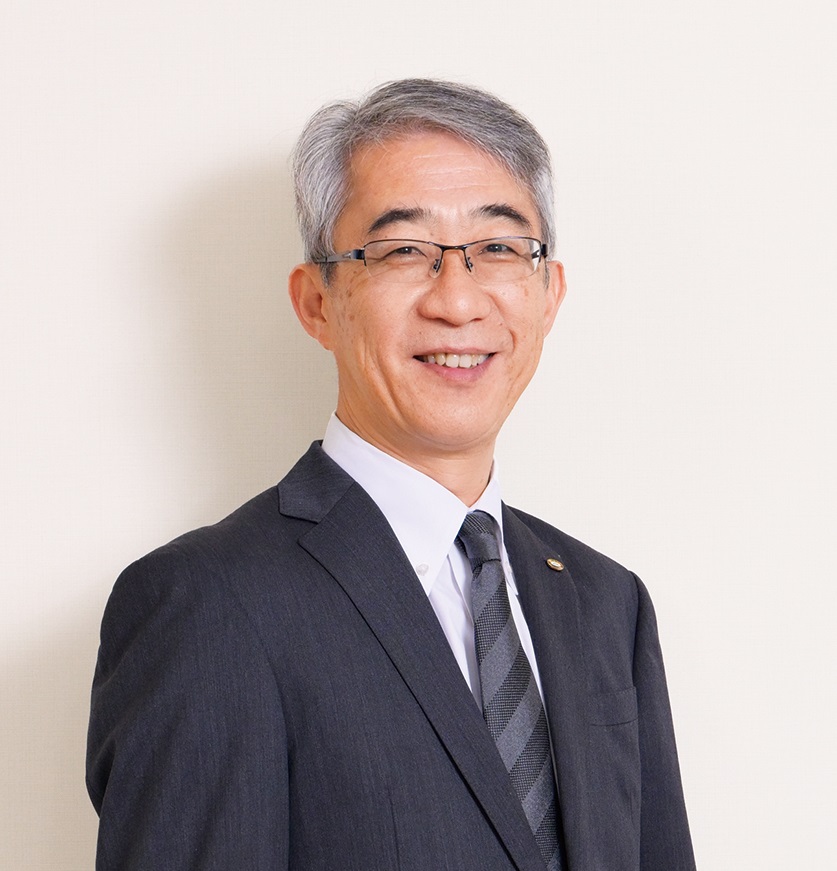 ロイヤルホールディングス株式会社 代表取締役会長 菊地 唯夫氏